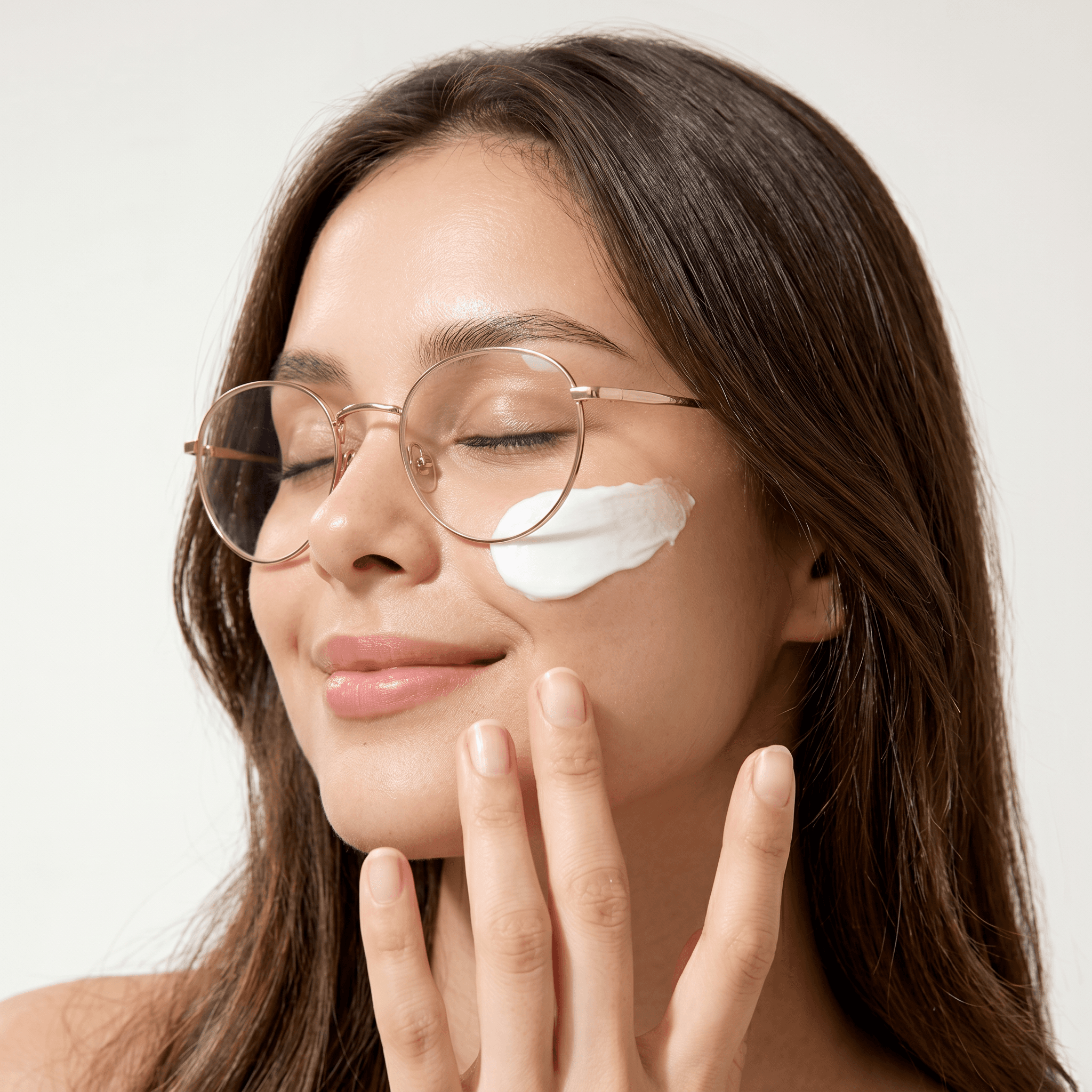 Embalagem de Creme Iluminador Celimax PORE+DARK